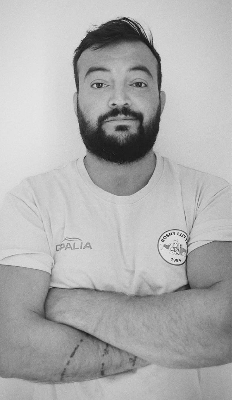 Coach Mickaël, coach de lutte de la Team Kiwi Wod à Bondy, 5 fois champion de France